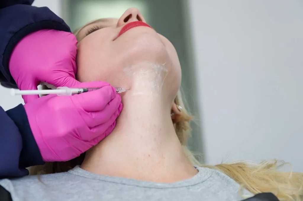 Lady getting Kybella Injectable Treatment for Double Chin in San Mateo, CA